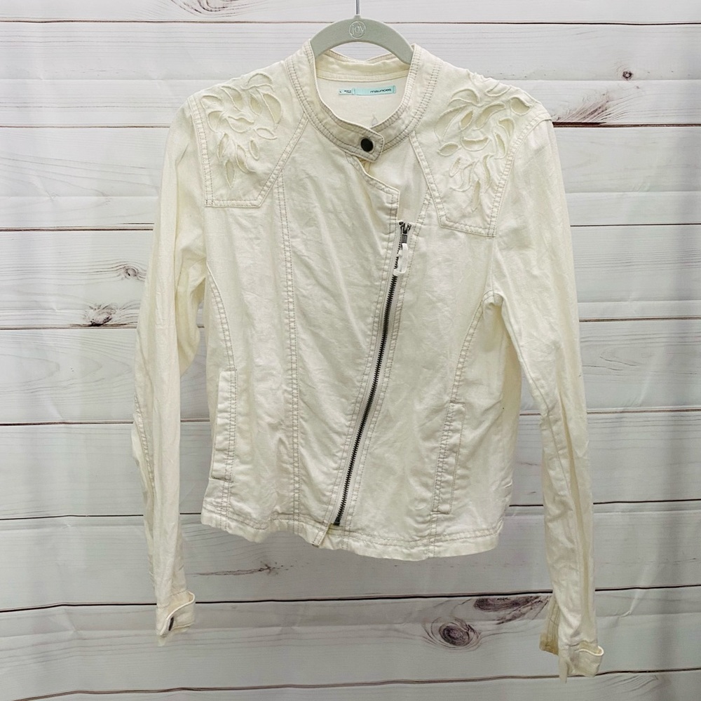 Maurices white cutout jacket